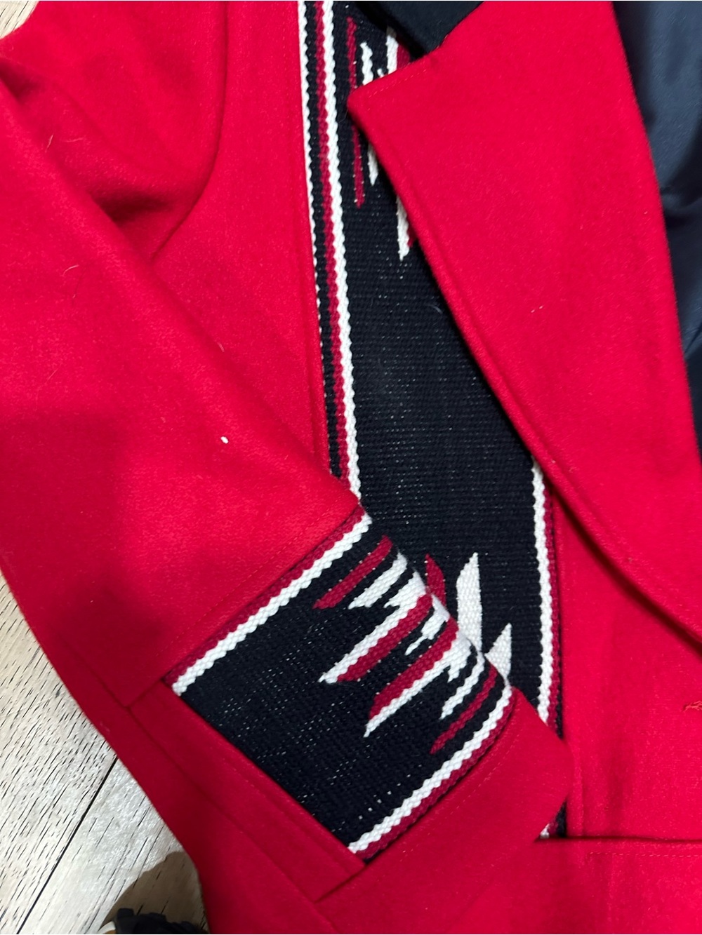 Pioneer Wear | Southwestern Long Chimayo Blanket Wool Coat Red/ vintage - Picture 2 of 6